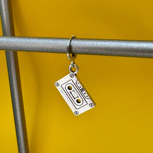 New single silver cassette - new,